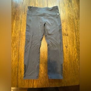 Lorna Jane Gray High Waisted Leggings Size Medium B14